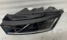 Laden Sie das Bild in den Galerie-Viewer, Frontscheinwerfer Skoda Octavia 5E4941015A LED Links Scheinwerfer Headlight SCH4120150190ej