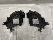 Laden Sie das Bild in den Galerie-Viewer, Frontscheinwerfer Opel Mokka Ein Stück (Rechts oder Links) Headlight