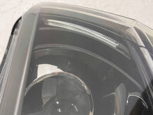 Laden Sie das Bild in den Galerie-Viewer, Frontscheinwerfer Skoda Superb III 3V1941015B LED Ein Stück (Rechts oder Links)