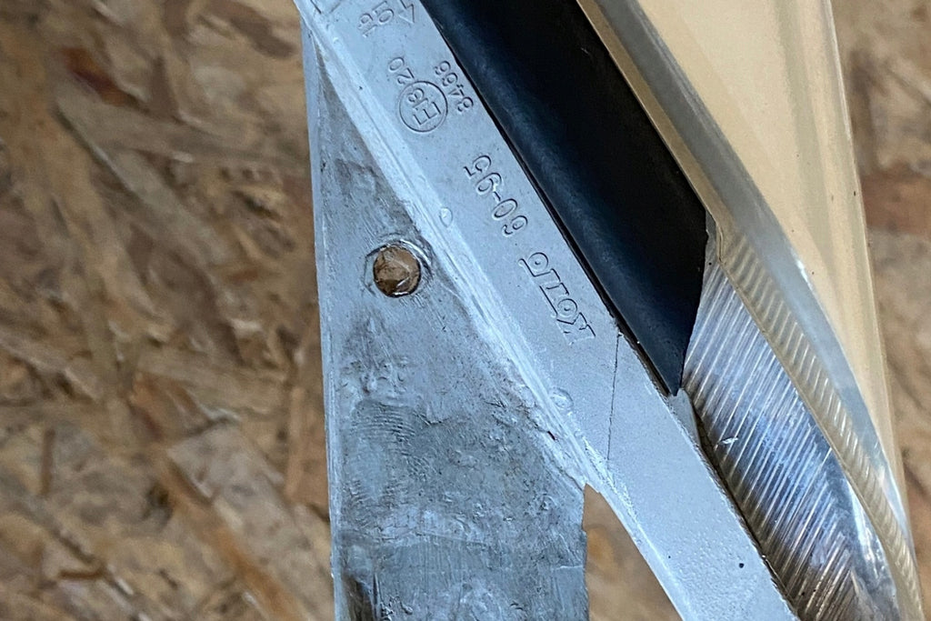 Frontscheinwerfer Toyota Avensis Land Cruiser 9922680008 Rechts oder Links