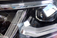 Laden Sie das Bild in den Galerie-Viewer, Frontscheinwerfer VW Tiguan 5NB941081G Links Scheinwerfer Headlight SCH5793893838zf