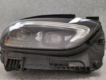 Laden Sie das Bild in den Galerie-Viewer, Frontscheinwerfer Mercedes-Benz W206 A2069068003 LED Rechts Headlight SCH4838289474ow
