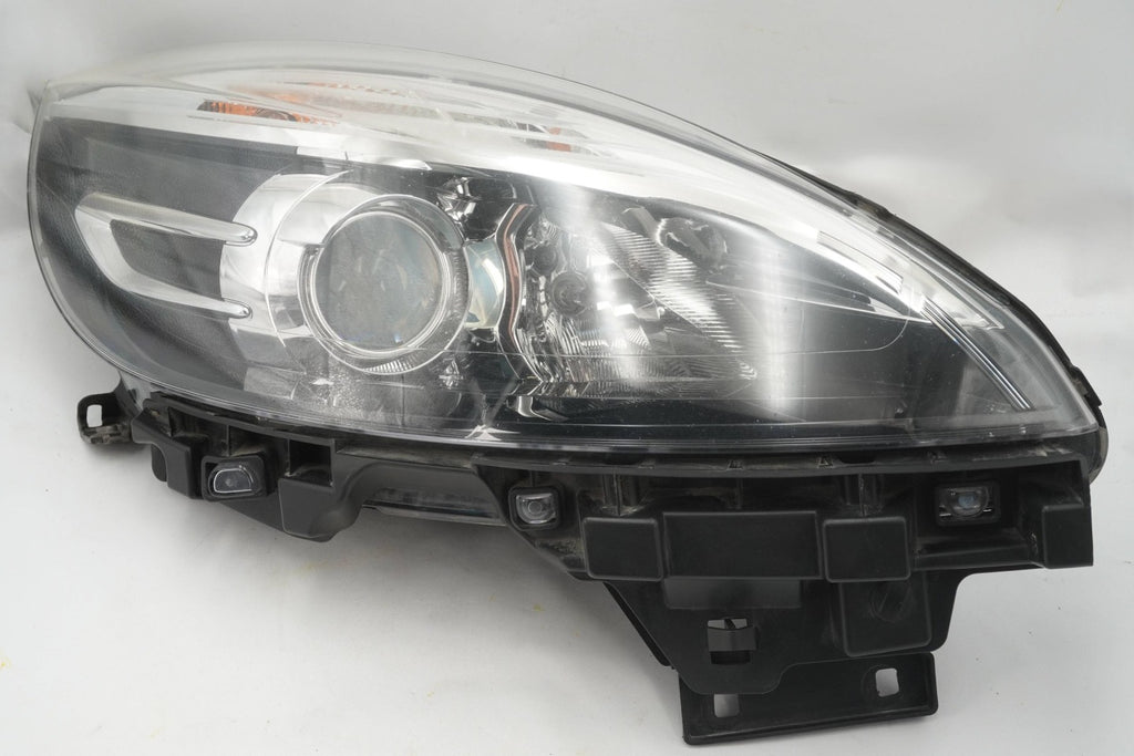 Frontscheinwerfer Renault Scenic 260106928R Rechts Scheinwerfer Headlight SCH9861377144dj