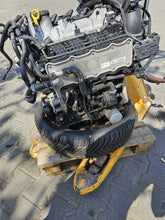 Laden Sie das Bild in den Galerie-Viewer, Motor Seat Skoda VW CZD 1.4 TSI Benzin Engine Unkomplett