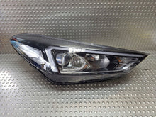 Laden Sie das Bild in den Galerie-Viewer, Frontscheinwerfer Hyundai Tucson VAY6492 Rechts Scheinwerfer Headlight