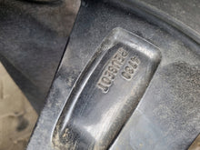 Laden Sie das Bild in den Galerie-Viewer, 1x Alufelge 20 Zoll 8.5&quot; 5x108 45ET Glanz Schwarz 9837449277 Peugeot 508