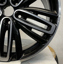 Laden Sie das Bild in den Galerie-Viewer, 1x Alufelge 19 Zoll 8.0&quot; 5x112 57ET 6856056 Mini Clubman F54 Rim Wheel