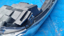 Laden Sie das Bild in den Galerie-Viewer, Frontscheinwerfer Toyota Chr C-Hr 81110-F4071-00 Rechts Scheinwerfer Headlight SCH7111249266rj