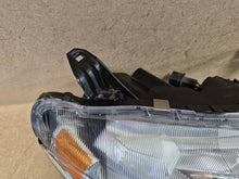 Laden Sie das Bild in den Galerie-Viewer, Frontscheinwerfer Mitsubishi Lancer Outlander II Xenon Rechts Headlight