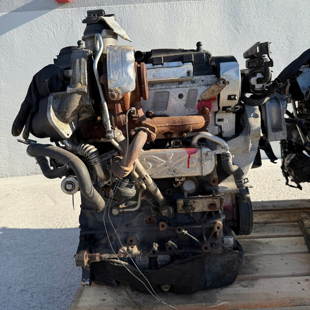 Motor Seat Skoda VW Leon CRMB 2.0 TDI 150PS 110kW 134TKm 2013 Diesel Komplett