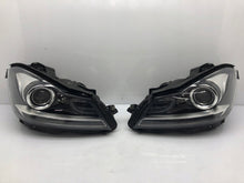 Laden Sie das Bild in den Galerie-Viewer, Frontscheinwerfer Mercedes-Benz W204 A2048203839 Ein Satz Scheinwerfer Headlight SCH9871916211xs