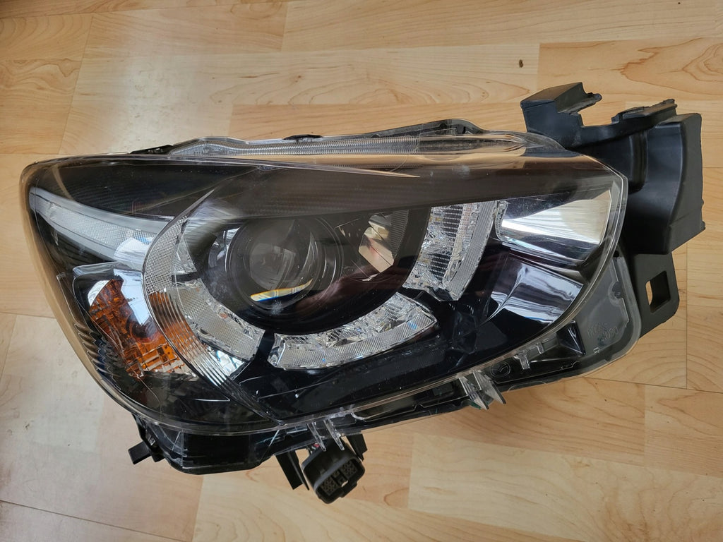 Frontscheinwerfer Mazda II D09K-51030K LED Rechts Scheinwerfer Headlight SCH4668837197jt