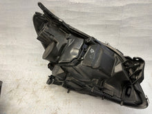 Laden Sie das Bild in den Galerie-Viewer, Frontscheinwerfer Opel Astra 13252469RH Bi-Xenon Ein Satz Scheinwerfer Headlight SCH2970729171xn