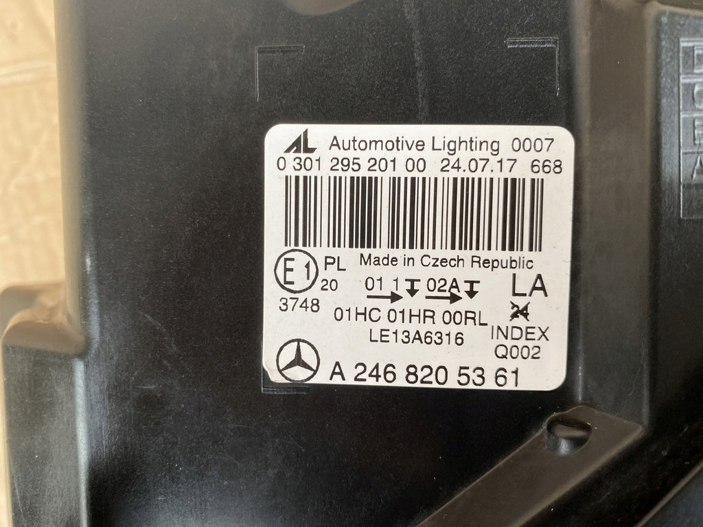 Frontscheinwerfer Mercedes-Benz W246 A2468205361 LED Rechts oder Links SCH8781092693ac