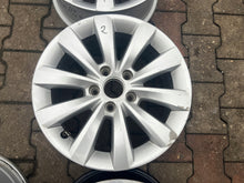 Load image into Gallery viewer, 1x Alufelge 16 Zoll 6.5&quot; 5x112 5C0601025T VW Beetle Rim Wheel