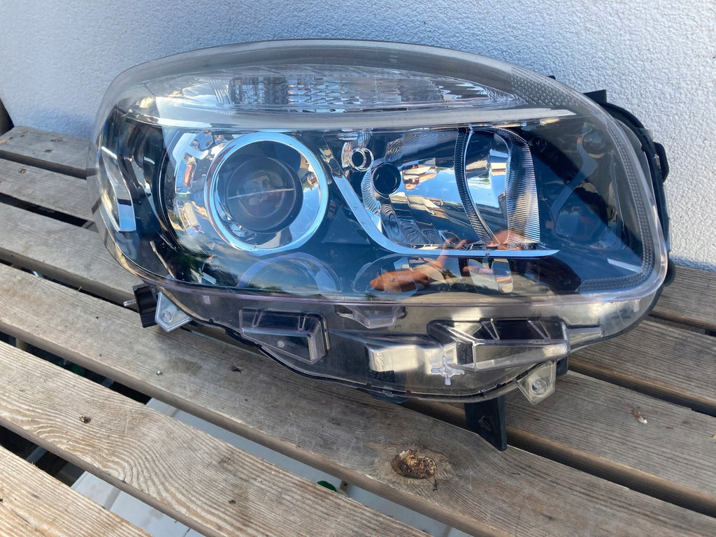 Frontscheinwerfer Renault Koleos I 260106819R Rechts Scheinwerfer Headlight