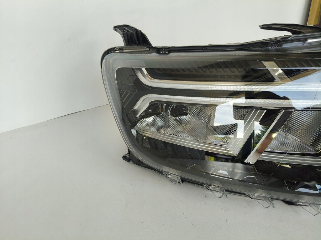 Frontscheinwerfer Dacia Duster 260109550R Full LED Rechts Scheinwerfer Headlight