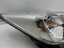 Laden Sie das Bild in den Galerie-Viewer, Frontscheinwerfer Toyota Ractis Rechts Scheinwerfer Headlight SCH8776655912kt