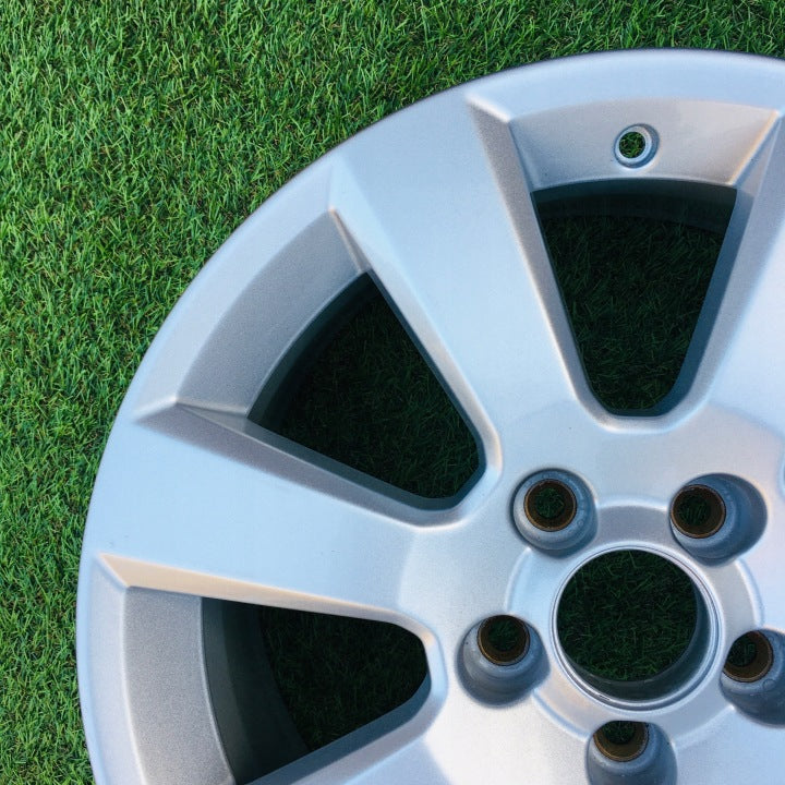 1x Alufelge 17 Zoll 7.0" 5x110 41ET 13260607 Opel Astra J Rim Wheel FEL1611191022uc