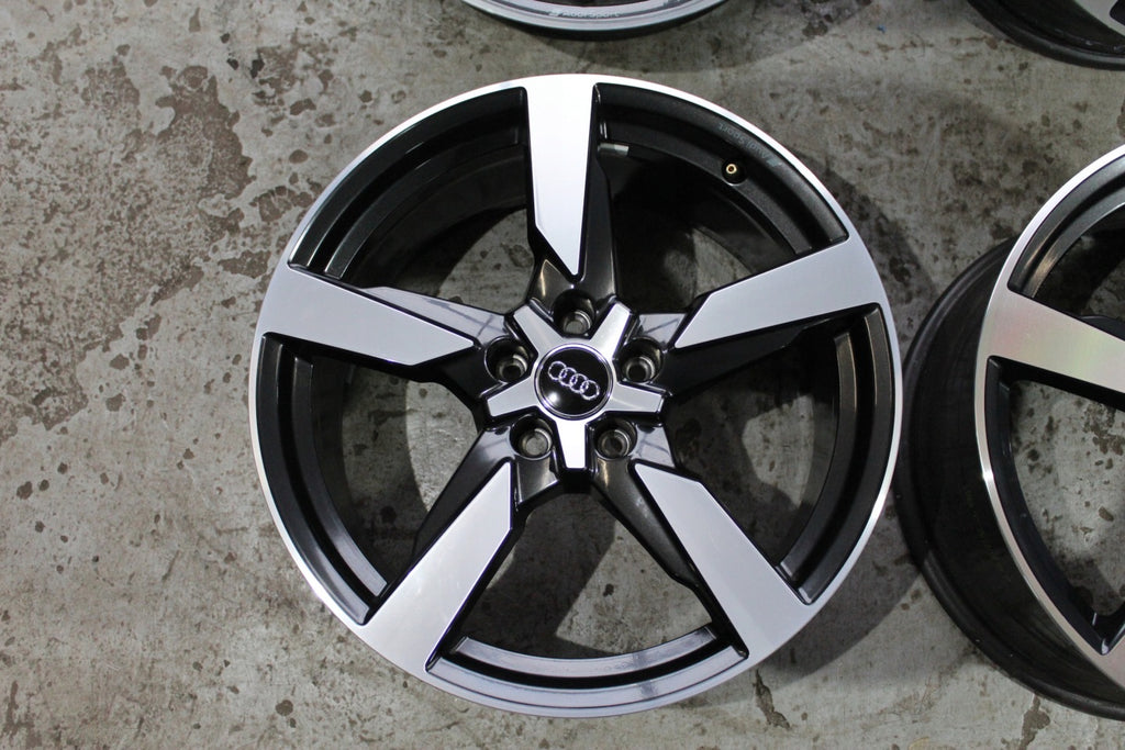 4x Alufelge 19 Zoll 9.0" 5x112 52ET Glanz Schwarz 8S0601025 Audi Tt Rim Wheel FEL7677998751qi