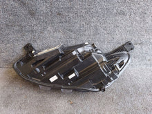 Load image into Gallery viewer, Frontscheinwerfer Ford Focus MX7B-13E014-ED LED Rechts Scheinwerfer Headlight SCH1731818054vd