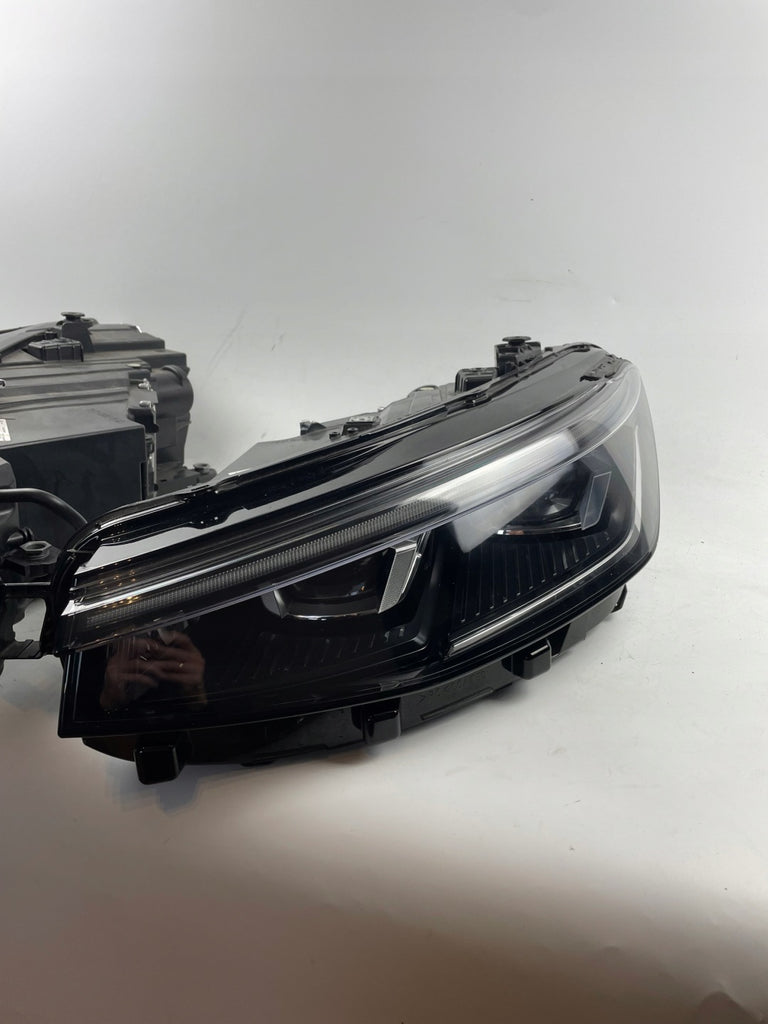 Frontscheinwerfer VW Passat 3J1941035 3J1941036 LED Ein Satz Headlight SCH8581136653qd