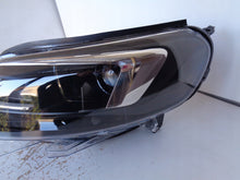 Load image into Gallery viewer, Frontscheinwerfer Opel Zafira Vivaro C 9832837680 LED Links Headlight