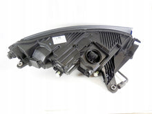 Laden Sie das Bild in den Galerie-Viewer, Frontscheinwerfer Skoda Enyaq 5LB941015B LED Links Scheinwerfer Headlight