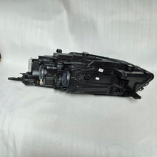 Laden Sie das Bild in den Galerie-Viewer, Frontscheinwerfer Ford Kuga III Dfk LV4B-13W029AK Rechts Scheinwerfer Headlight SCH7297365143ou