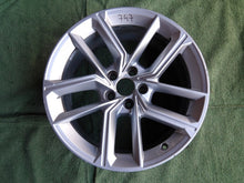 Load image into Gallery viewer, 1x Alufelge 18 Zoll 8.5" 5x112 29ET Glanz Silber 8W0601025FL Audi Allroad B9 FEL9920069758yi