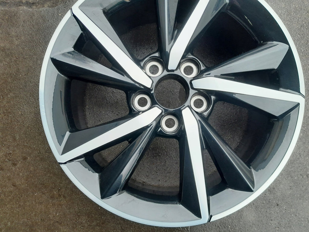 1x Alufelge 17 Zoll 7.0" 5x114.3 50ET Glanz Schwarz PW457-02001 Toyota Auris FEL8529905221ze