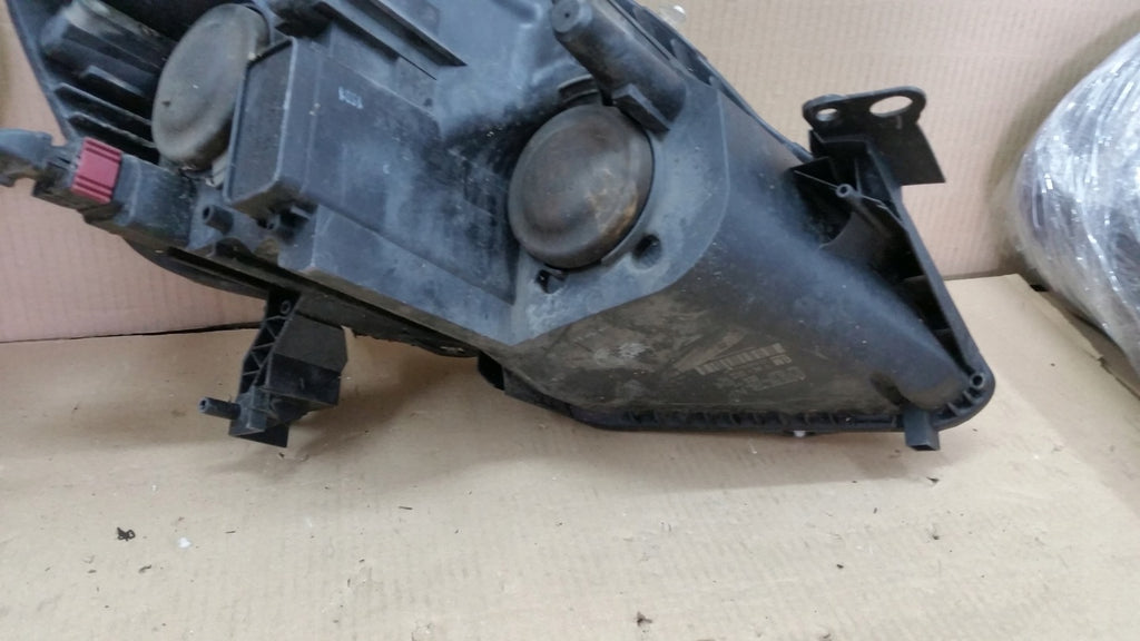 Frontscheinwerfer Opel Zafira B 13260845 Ein Satz Scheinwerfer Headlight