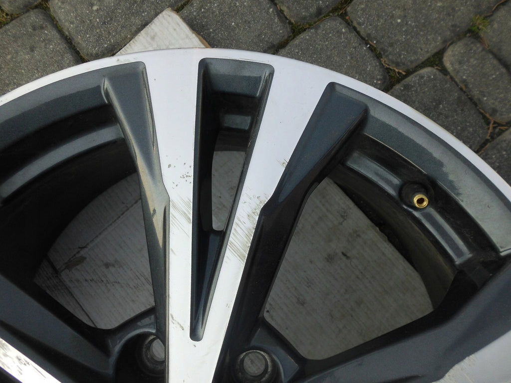 1x Alufelge 18 Zoll 7.0" 5x114.3 40ET HV03A Nissan X Trail X-Trail Qashqai J11