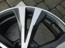 Load image into Gallery viewer, 1x Alufelge 18 Zoll 7.0&quot; 5x114.3 40ET HV03A Nissan X Trail X-Trail Qashqai J11