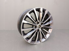 Load image into Gallery viewer, 1x Alufelge 18 Zoll 12.5" 565601025L Skoda Kodiaq Rim Wheel FEL5229556303ku