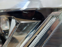 Laden Sie das Bild in den Galerie-Viewer, Frontscheinwerfer VW Touran 5TD941751 Xenon Links Scheinwerfer Headlight SCH3276047668jz