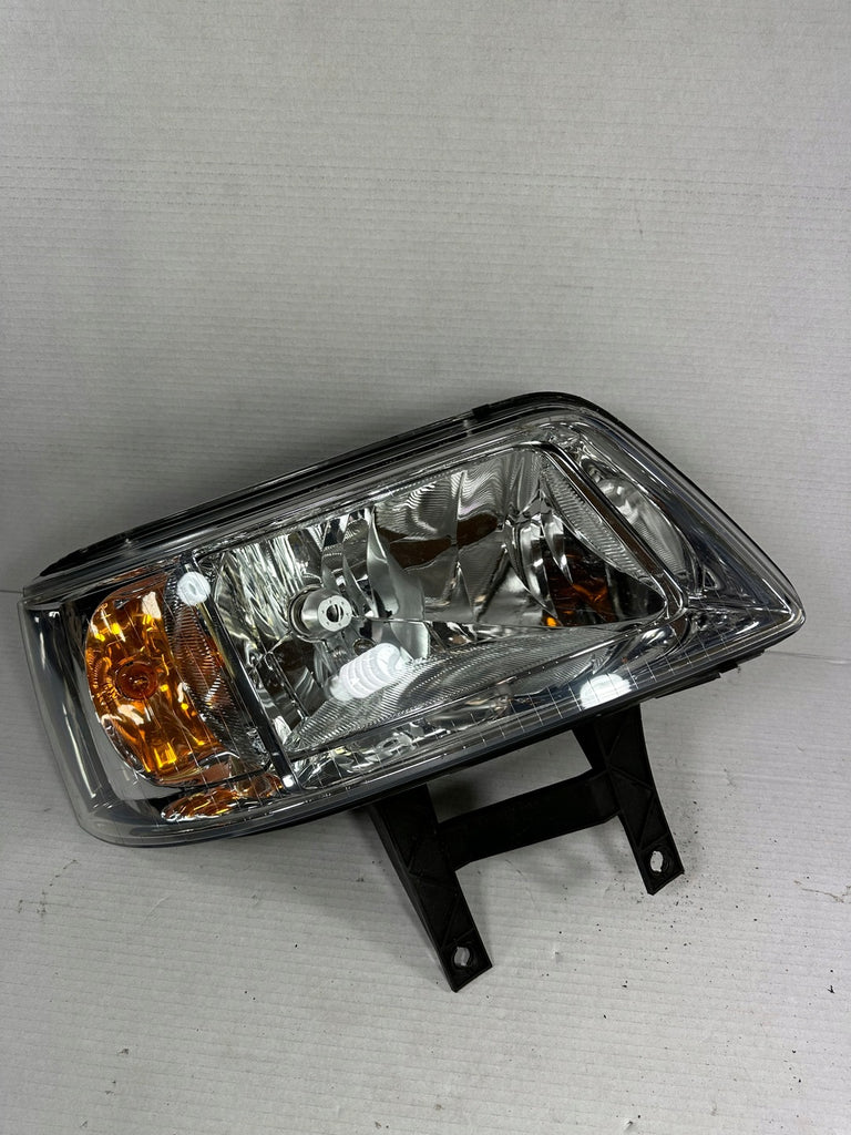 Frontscheinwerfer VW T5 7H1941015N 7H1941016N LED Ein Stück (Rechts oder Links)