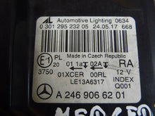 Laden Sie das Bild in den Galerie-Viewer, Frontscheinwerfer Mercedes-Benz W246 A2469066201 Rechts Scheinwerfer Headlight SCH3339599442uh