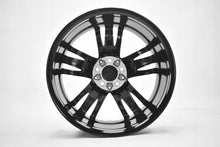 Laden Sie das Bild in den Galerie-Viewer, 1x Alufelge 18 Zoll 7.5" 5x112 52ET A2464012002 Mercedes-Benz Cla C117 Rim Wheel FEL5854628627ko