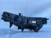 Load image into Gallery viewer, Frontscheinwerfer Ford MB5B-13W030-GA Links Scheinwerfer Headlight