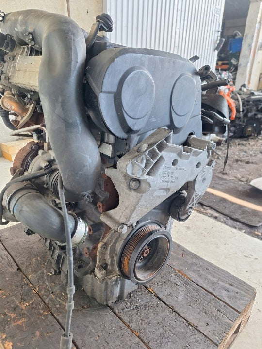 Motor Audi Seat Skoda VW I BKP 2.0 TDI 140PS Diesel Engine Unkomplett MOT4814327371dm