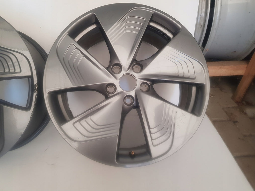 1x Alufelge 18 Zoll 7.5" 5x112 50ET Glanz Graphit 10E601025N Cupra Rim Wheel