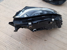 Laden Sie das Bild in den Galerie-Viewer, Frontscheinwerfer Mercedes-Benz Gle W166 A1669063903 Full LED Links Headlight