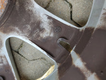 Load image into Gallery viewer, 1x Alufelge 18 Zoll 8.0&quot; 5x130 57ET 7L6601025K VW Touareg Rim Wheel