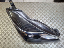 Laden Sie das Bild in den Galerie-Viewer, Frontscheinwerfer Toyota Yaris 54754656 Rechts Scheinwerfer Headlight SCH8148187444io