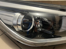 Laden Sie das Bild in den Galerie-Viewer, Frontscheinwerfer Hyundai I30 III 92102-G4020 LED Rechts Scheinwerfer Headlight