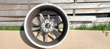 Laden Sie das Bild in den Galerie-Viewer, 1x Alufelge 17 Zoll 7.5" 5x112 36ET 4K0601025 Audi A6 Rim Wheel FEL7809213918ev