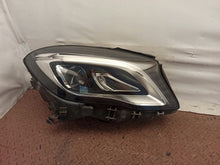 Laden Sie das Bild in den Galerie-Viewer, Frontscheinwerfer Mercedes-Benz Gla A1569067000 Full LED Rechts Headlight SCH7480237441vi