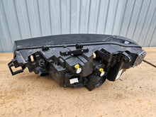 Laden Sie das Bild in den Galerie-Viewer, Frontscheinwerfer VW Id.4 11B941006B LED Rechts Scheinwerfer Headlight SCH9763886022je