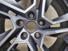 Laden Sie das Bild in den Galerie-Viewer, 1x Alufelge 19 Zoll 5x112 5E3601025R Skoda Octavia I Rim Wheel FEL1338075774nd